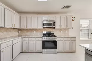 9208 Conestoga Dr, Fort Worth, TX 76131 - Photo 15