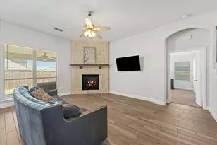 324 Roscoe Dr, Fate, TX 75087 - Photo 11