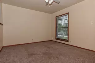 3103 Poplar St, Greenville, TX 75402 - Photo 5