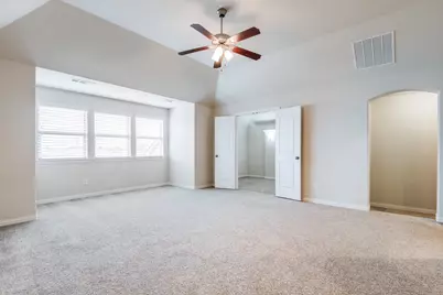 813 Warwick Boulevard, Lewisville, TX 75056 - Photo 21