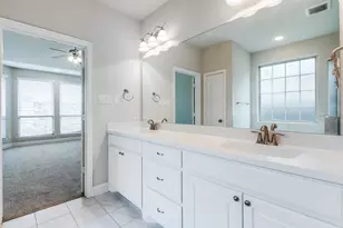 813 Warwick Blvd, Lewisville, TX 75056 - Photo 15