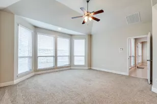 813 Warwick Blvd, Lewisville, TX 75056 - Photo 13