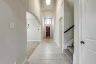 813 Warwick Blvd, Lewisville, TX 75056 - Photo 3