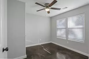 410 S Mirick Ave, Denison, TX 75020 - Photo 9