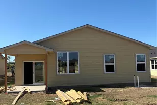 129 Walker Ln, Mabank, TX 75147 - Photo 3