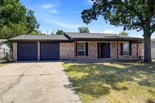 129 Mountain View Dr, Azle, TX 76020 - Photo 1