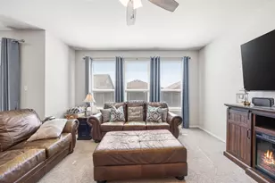 1017 Waverly Dr, Van Alstyne, TX 75495 - Photo 11