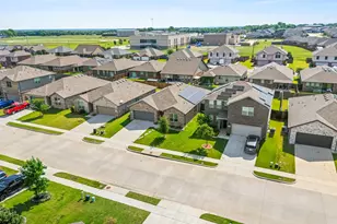 1017 Waverly Dr, Van Alstyne, TX 75495 - Photo 27