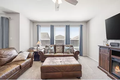 1017 Waverly Drive, Van Alstyne, TX 75495 - Photo 11