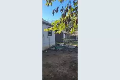 125 E Munson Street, Denison, TX 75021 - Photo 17
