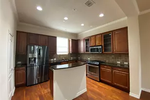 15831 Breedlove Pl, Addison, TX 75001 - Photo 9