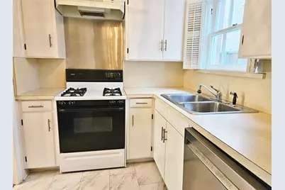 6904 Westchester Drive #3, University Park, TX 75205 - Photo 7