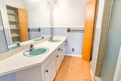717 E First Street, Hughes Springs, TX 75656 - Photo 27