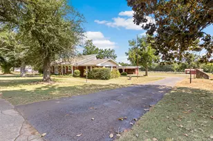 717 E First St, Hughes Springs, TX 75656 - Photo 33