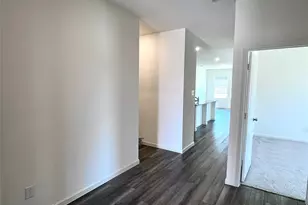 8400 Hawkview Dr, Fort Worth, TX 76179 - Photo 5
