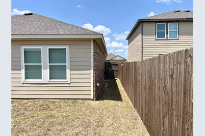 8400 Hawkview Drive, Fort Worth, TX 76179 - Photo 39