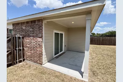 8400 Hawkview Drive, Fort Worth, TX 76179 - Photo 33