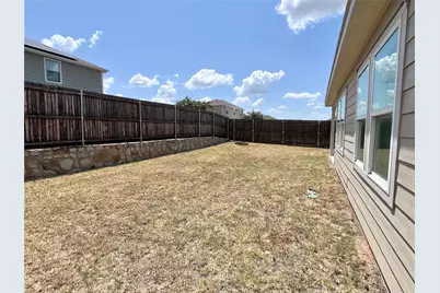 8400 Hawkview Drive, Fort Worth, TX 76179 - Photo 37