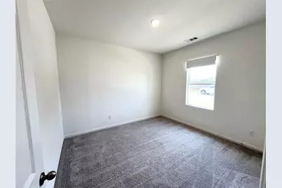 8400 Hawkview Drive, Fort Worth, TX 76179 - Photo 27
