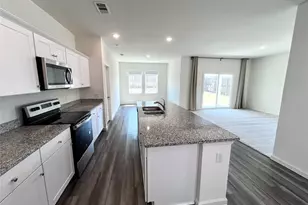 8400 Hawkview Dr, Fort Worth, TX 76179 - Photo 11