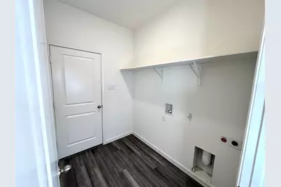 8400 Hawkview Drive, Fort Worth, TX 76179 - Photo 31