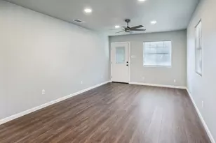 208 N Coleman St, Mabank, TX 75147 - Photo 5