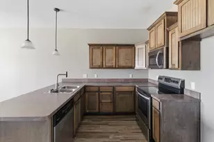 101 W Capps St, Rio Vista, TX 76093 - Photo 7