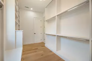 10911 Beauty Ln, Dallas, TX 75229 - Photo 33