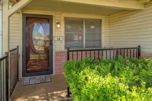 773 Betty Ln, Hurst, TX 76053 - Photo 3