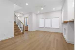 2906 Swanson St, Dallas, TX 75210 - Photo 3