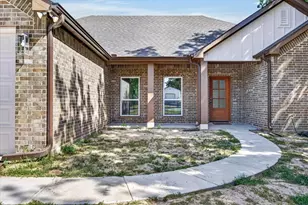 140 Bedfords Bend, Gun Barrel City, TX 75156 - Photo 1
