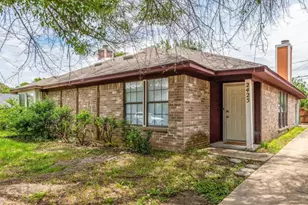 2425 Summer Pl Dr, Arlington, TX 76014 - Photo 1