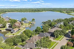 1825 Spinnaker Ln, Azle, TX 76020 - Photo 39