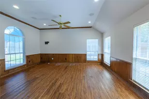 3120 Steve Dr, Hurst, TX 76054 - Photo 9