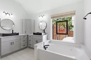 110 Julian Dr, Rockwall, TX 75087 - Photo 5