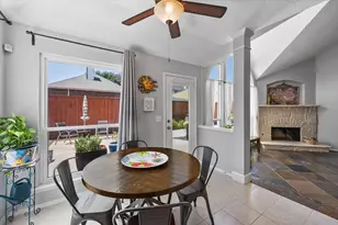 704 Oakridge Dr, Lake Dallas, TX 75065 - Photo 17