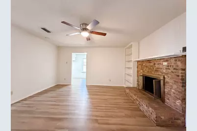 1136 Kris Street, Irving, TX 75060 - Photo 7