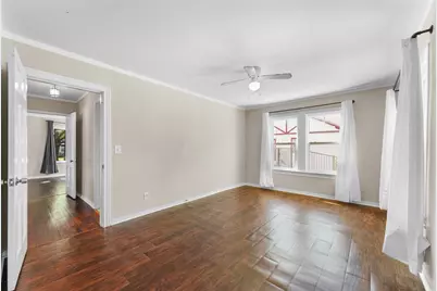 1121 Hudgins Avenue, Fort Worth, TX 76111 - Photo 13