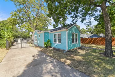 1121 Hudgins Avenue, Fort Worth, TX 76111 - Photo 3