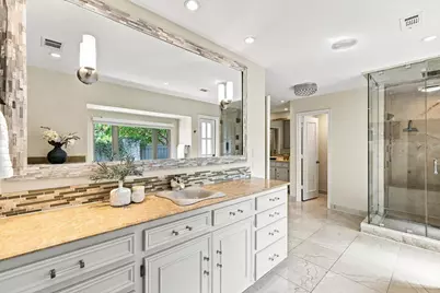 5702 Club Oaks Drive, Dallas, TX 75248 - Photo 15