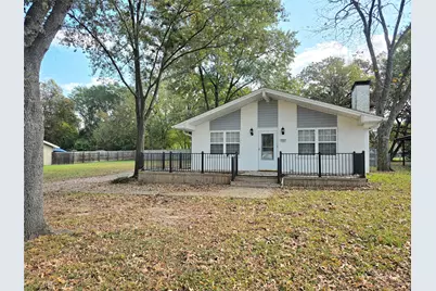 131 Ocean Drive, Gun Barrel City, TX 75156 - Photo 1
