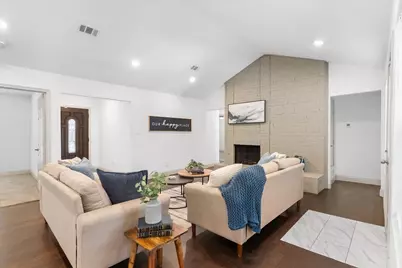 1732 Brighton Drive, Carrollton, TX 75007 - Photo 3