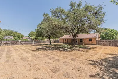 1517 Raintree Lane, Cleburne, TX 76033 - Photo 29