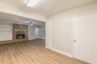 1517 Raintree Lane, Cleburne, TX 76033 - Photo 9