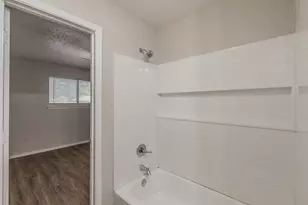 1517 Raintree Ln, Cleburne, TX 76033 - Photo 19