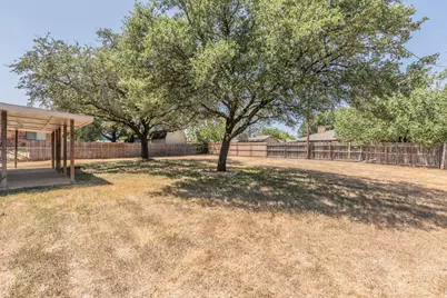 1517 Raintree Lane, Cleburne, TX 76033 - Photo 31
