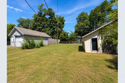 707 W Brooklyn Avenue, Dallas, TX 75208 - Photo 17