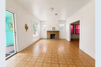 707 W Brooklyn Avenue, Dallas, TX 75208 - Photo 7