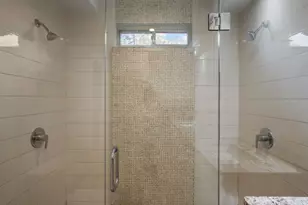 4319 Cabell Dr, Dallas, TX 75204 - Photo 21