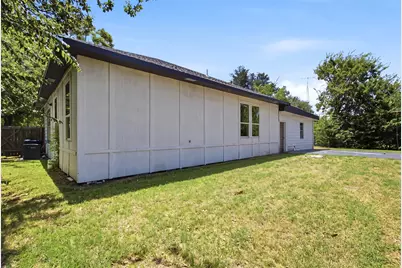 1812 Oneal Street, Greenville, TX 75401 - Photo 17